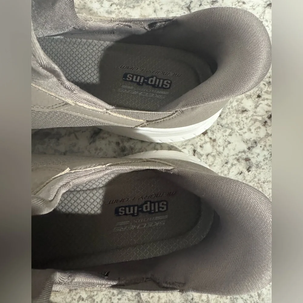Skechers Hands Free Slip-ins: BOBS Sport Squad Chaos Taupe Women’s Size 10 NEW